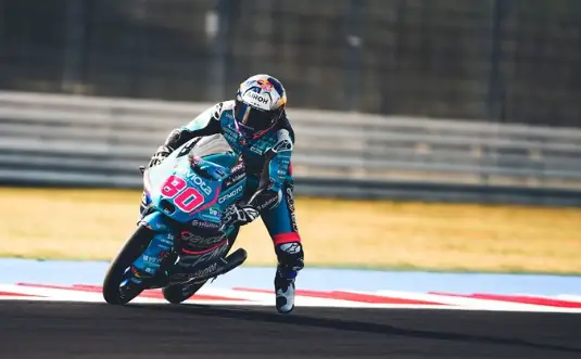 Himno colombiano se escuchó fuerte en Japón: David Alonso es campeón del MotoGP 3