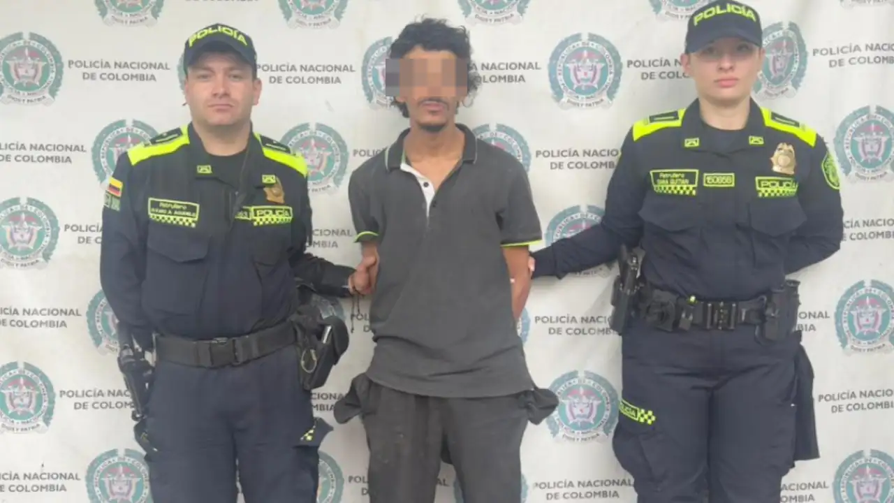 Encarcelaron a habitante de calle que le habría prendido juego a otro en Medellín