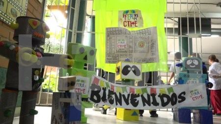 La I.E Diego Echavarría Misas de Itagüí llevó a cabo la Feria CTI +E, en la que busca incentivar la creatividad de los estudiantes Feria