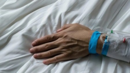 Hombre en cuidados intensivos tras riña en el centro de Medellín
