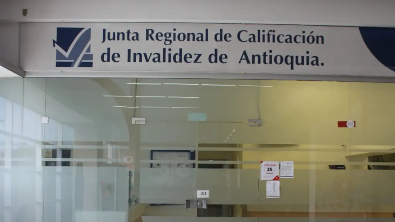Procuraduría destituye a exdirector de la Junta de Calificación de Invalidez en Antioquia por ejercer cargo estando inhabilitado Procuraduría destituye a exdirector de la Junta de Calificación de Invalidez en Antioquia por ejercer cargo estando inhabilitado