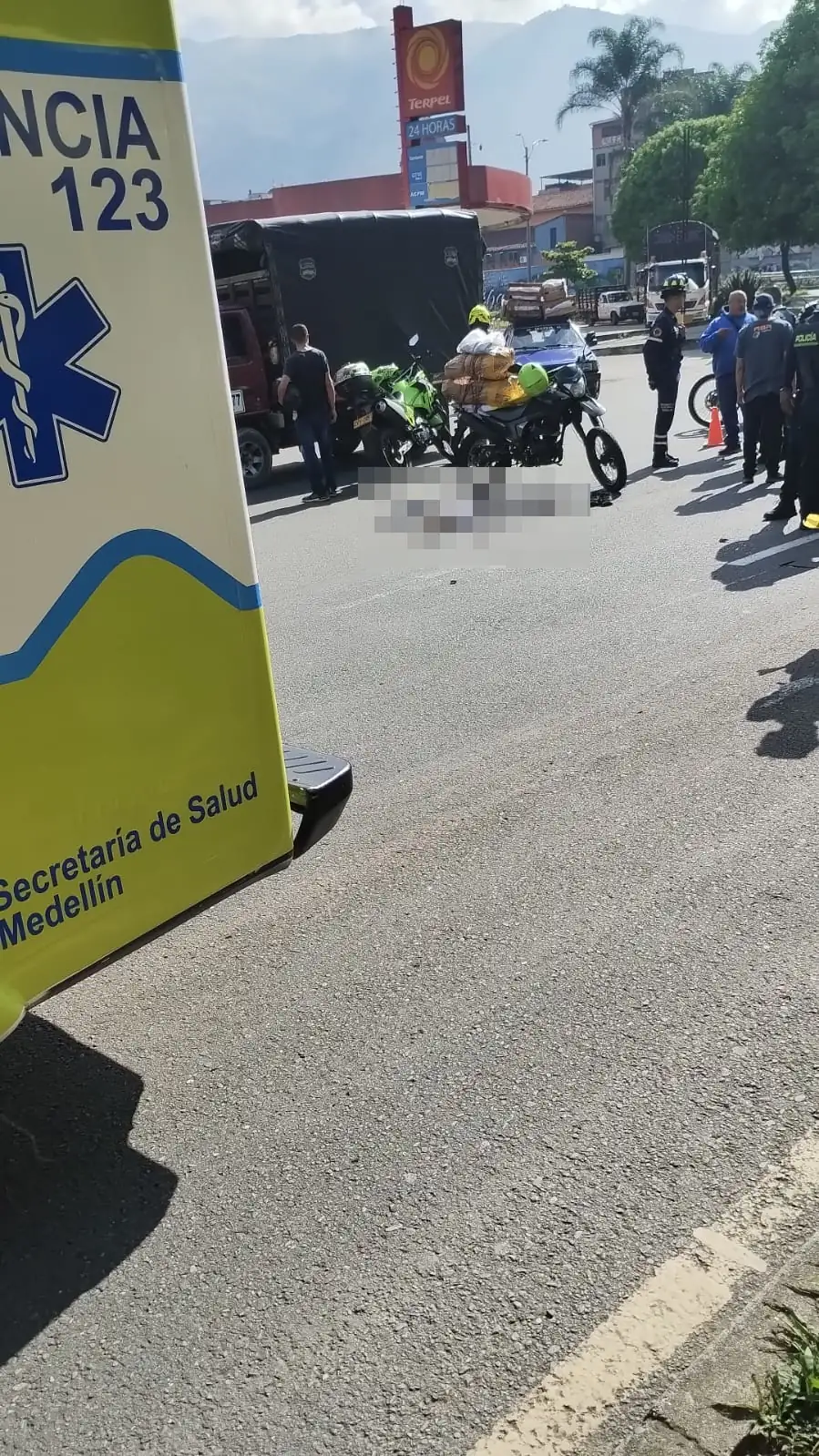 Adulta mayor pierde la vida tras ser atropellada por un bus en la Calle Colombia de Medellín