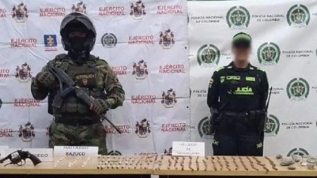 arma-fuego-droga-hallada-bolsa-abandonada-guayabal