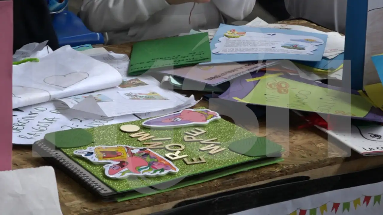 La I.E Diego Echavarría Misas de Itagüí llevó a cabo la Feria CTI +E, en la que busca incentivar la creatividad de los estudiantes 1 feria-