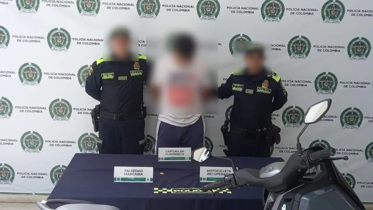 Visualizadores de la Policía identificaron y recuperaron 2 motos que tenían reportes por hurto y falsa marcación en Bello 1 motos-recuperadas-bello