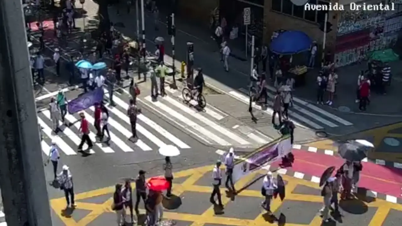 protestas-maestros-cierres-congestion-vehicular-medellin