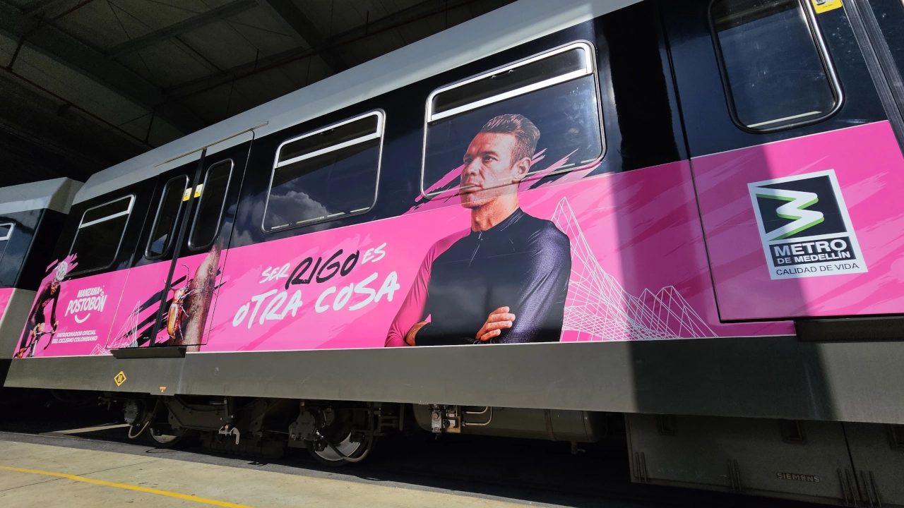 ¡Píllelo pues mijito! Este es el vagón del Metro conmemorativo para Rigo Urán ¡Píllelo pues mijito! Este es el vagón del Metro conmemorativo para Rigo Urán