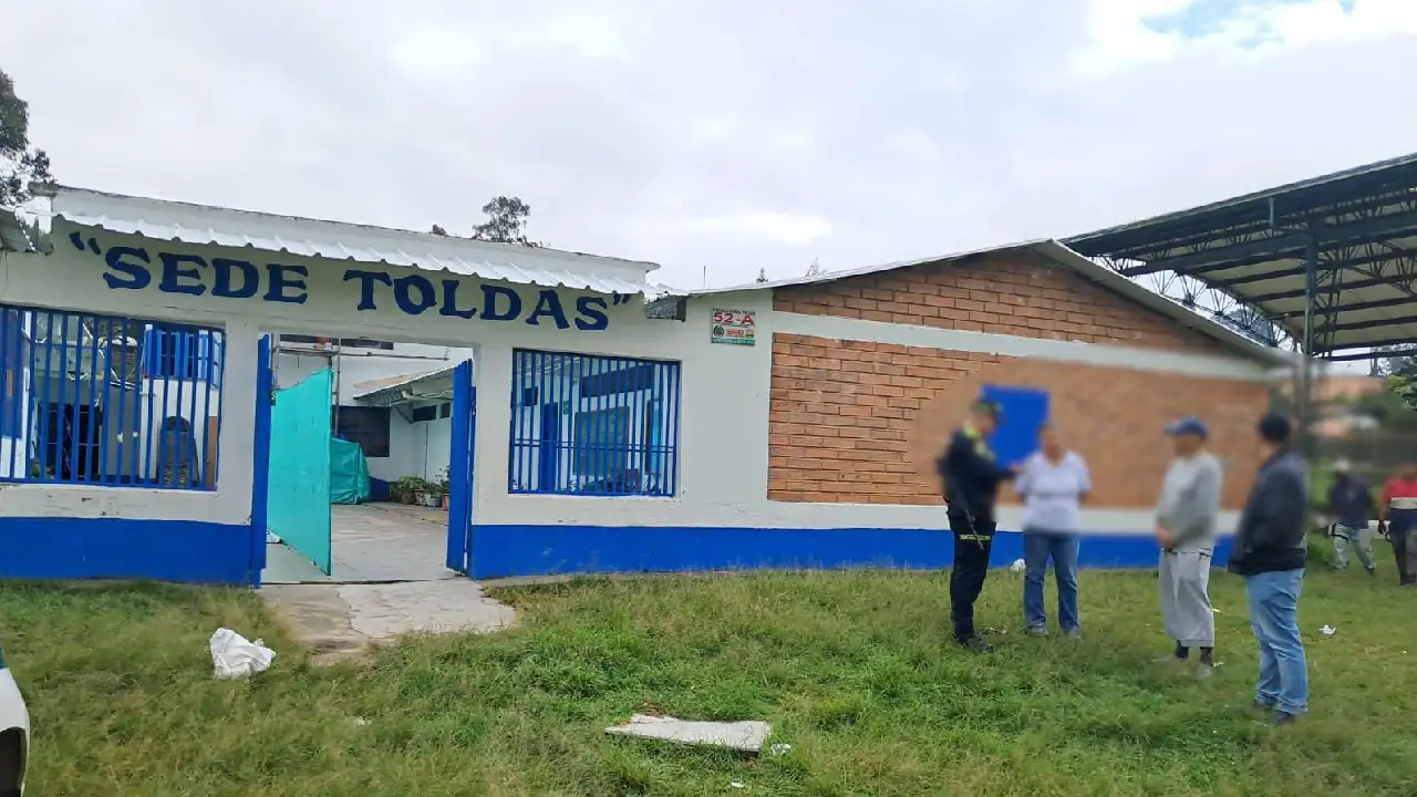 robo-escuela-rural-guarne1