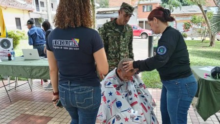 Ejército Nacional realizó en Toledo, Antioquia, una jordana de salud, asesorías jurídicas y apoyo humanitario
