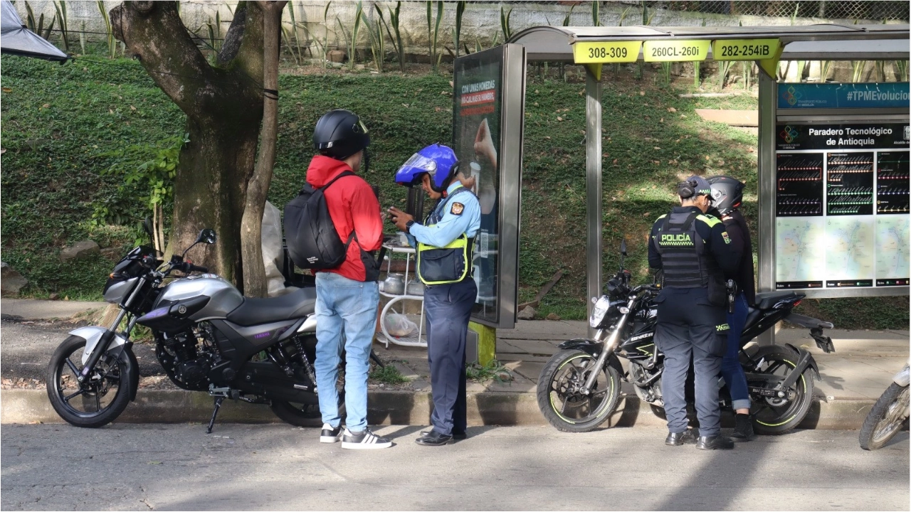 La Alcaldía de Medellín trabaja en controlar el consumo de alcohol y porte de armas a las afueras de las universidades