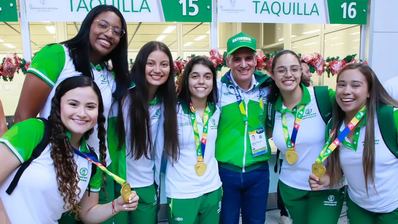 Antioquia, campeón de los primeros Juegos Nacionales Juveniles: medallas y orgullo para el departamento 1 Antioquia, campeón de los primeros Juegos Nacionales Juveniles: medallas y orgullo para el departamento