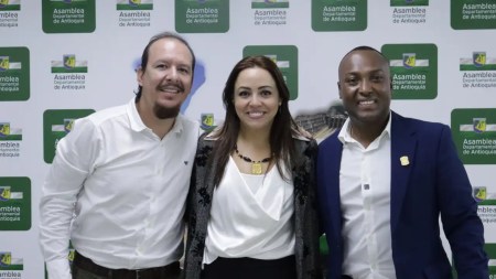 Nueva mesa directiva en la Asamblea de Antioquia 2025: Verónica Arango toma la presidencia Nueva mesa directiva en la Asamblea de Antioquia 2025: Verónica Arango toma la presidencia