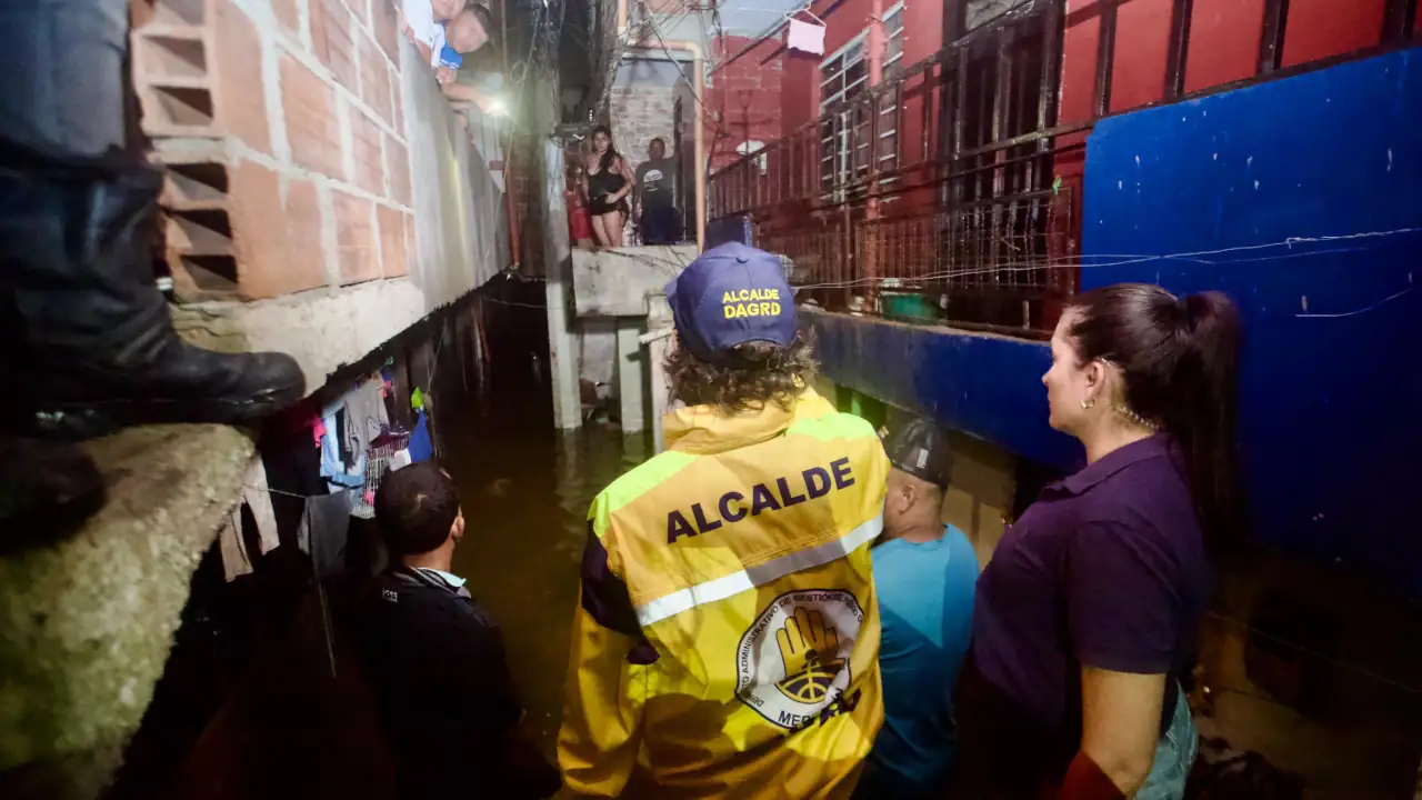 Solidaridad en Medellín: Así puede donar a las familias afectadas en Santa Cruz tras inundaciones