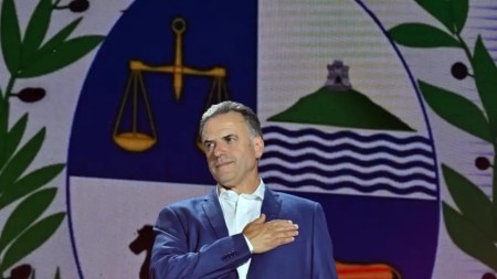 ¿La izquierda se toma a Latinoamérica? Yamandú Orsi gana las elecciones presidenciales en Uruguay Uruguay-Orsi