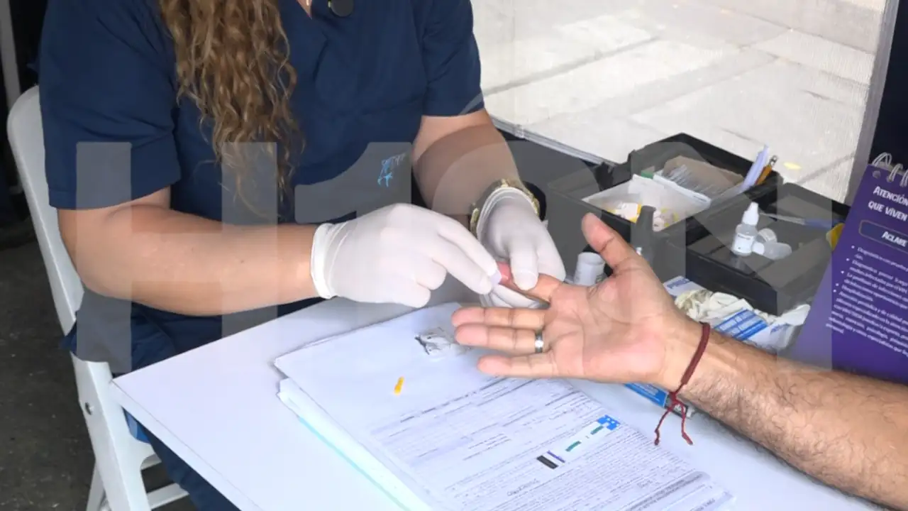 ¡Detecta rápido el VIH! En Medellín hay puntos donde se realizan pruebas de manera gratuita 1 VIH-prueba
