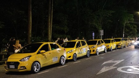 Este acopio está regulado con el fin de brindar seguridad y confianza a los que tomen un taxi allí