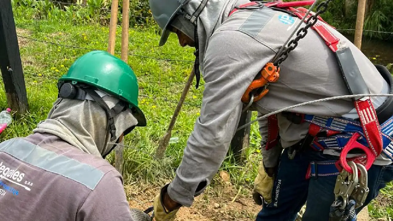alumbrado-publico-guarne-mejora1