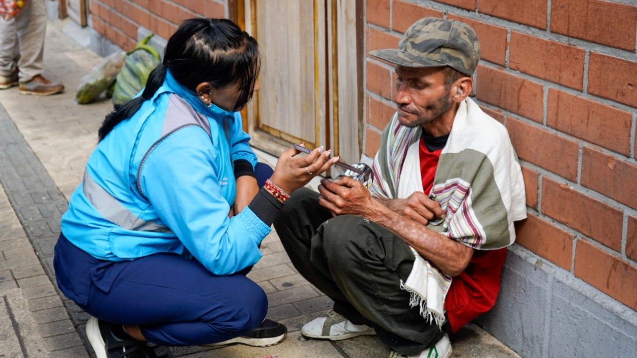 El Parque de Bolívar recibe diciembre limpio y bonito 