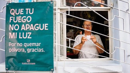 campaña-contra-polvora-envigado2
