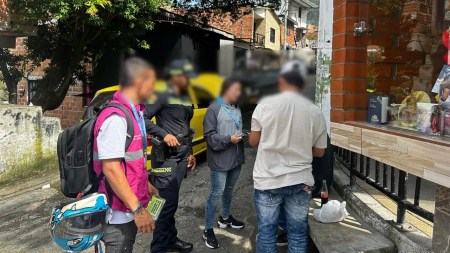 Medellín celebra una histórica reducción del hurto a locales comerciales campañas-prevencion-hurto-villatina