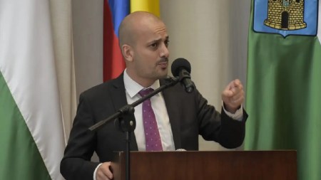 inhabilidad-exconcejal-medellin-malos-tratos-compañeros