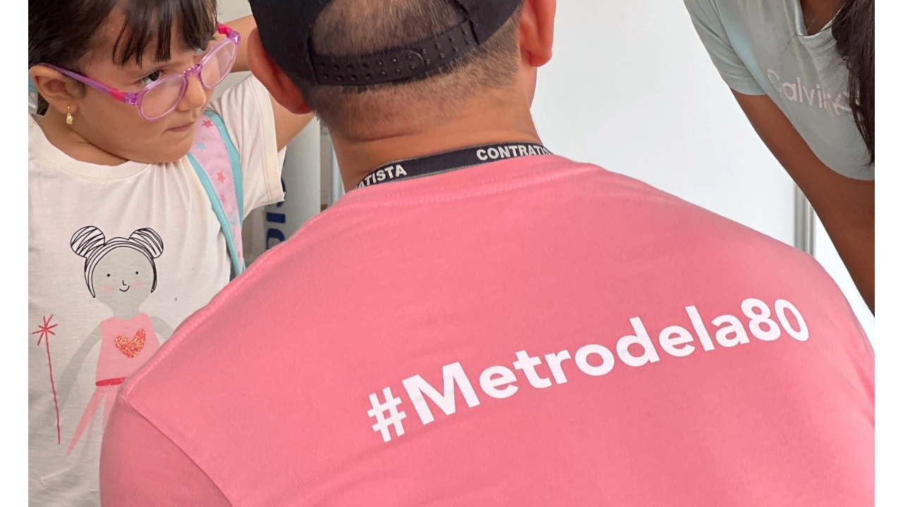 Propietarios recibieron atención personalizada en la Feria de Servicios del Metro de la 80 El evento contó con oferta inmobiliaria para compra y arriendo, empleo, asesoría tributaria, subsidios de vivienda y oferta institucional