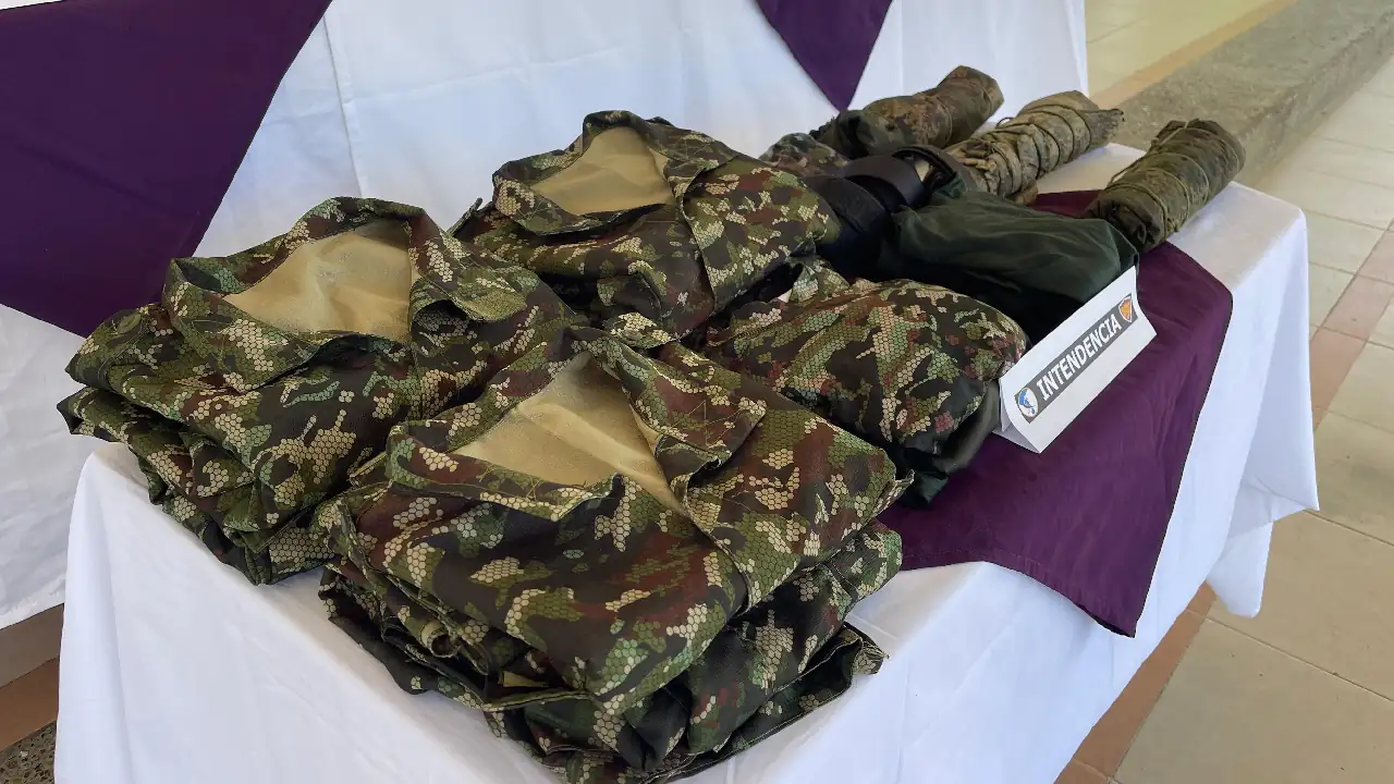 material-guerra-incautada-carepa-ejercito2