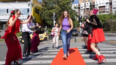 La “Semana de la Movilidad” se toma las calles de Medellín La campaña felicita a los cumplen la norma y crea conciencia para que se convierta en un hábito
