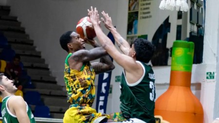 Paisas no levanta cabeza en la Liga profesional de baloncesto paisas