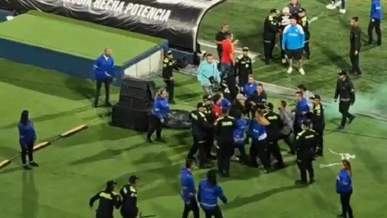 ¿Provocación? Hay polémica en el fútbol tras celebración de Efraín Juárez en el clásico paisa de Copa 2 polemica-celebracion-tecnico-nacional2