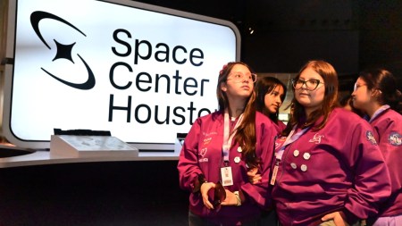 Tres niñas antioqueñas de Anorí, Nechí y El Bagre están en el Space Center de la NASA