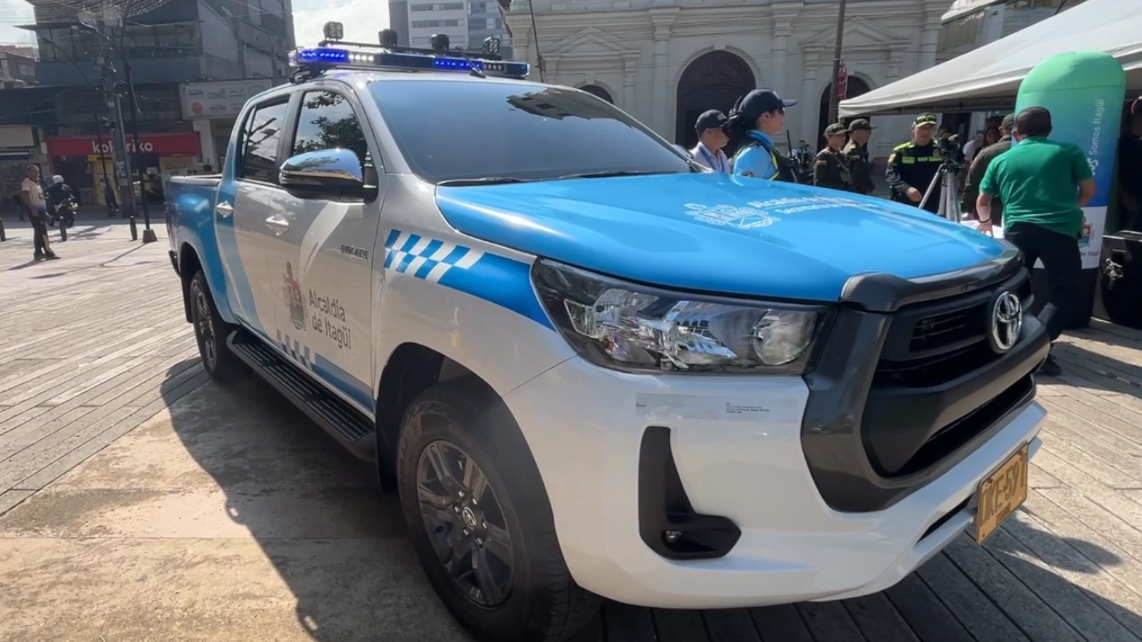 Policía y agentes de tránsito de Itagüí estrenan nuevo parque automotor 1 Policía y agentes de tránsito de Itagüí estrenan nuevo parque automotor