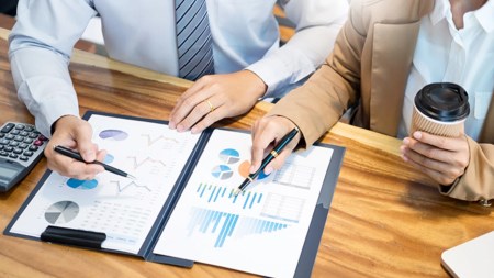Proyecciones de algunos empresarios sobre el aumento del salario mínimo en Colombia