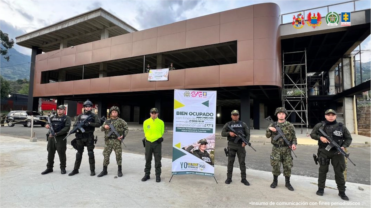 La Fiscalía incautó 141 bienes del ELN, tenían hasta un avión y las propiedades estarían avaluadas en más de $33.000 millones