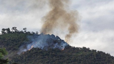 Van 20 incendios provocados por globos de mecha Van 20 incendios provocados por globos de mecha