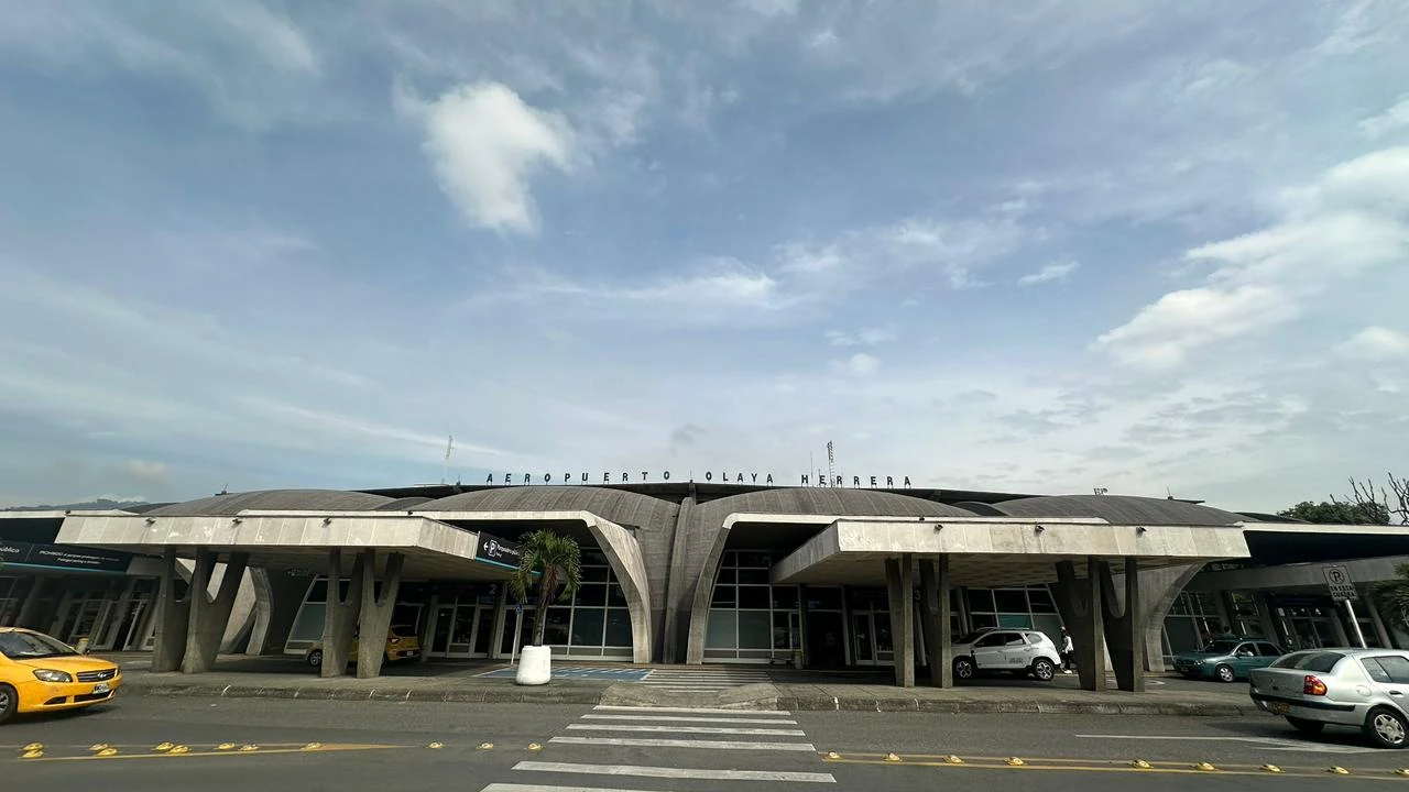 ¡Excelente noticia! El Aeropuerto Olaya Herrera proyecta crecimiento del 12,22% en el 2024 ¡Excelente noticia! El Aeropuerto Olaya Herrera proyecta crecimiento del 12,22% en el 2024
