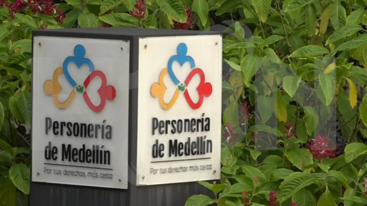 Personería abrió investigación contra cuatro exfuncionarios de la alcaldía de Daniel Quintero Personería investiga presunto acoso laboral a exfuncionarios de Secretaría de Medio Ambiente de Medellín