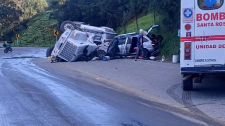 accidente-santarosaosos-materialinflamable-via