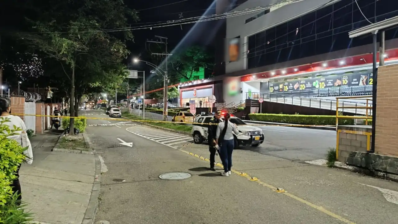 Acordonan una zona en Bello por paquete sospechoso: revelan lo que contenía
