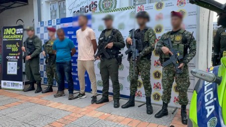 captura-presuntos-integrantes-farc-extorsionistas-magdalena-medio2