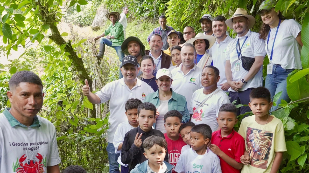 Hace algunos meses, se identificó una nueva especie de cangrejo de agua dulce en Ituango, llamada Hypobolocera ituangoensis. 