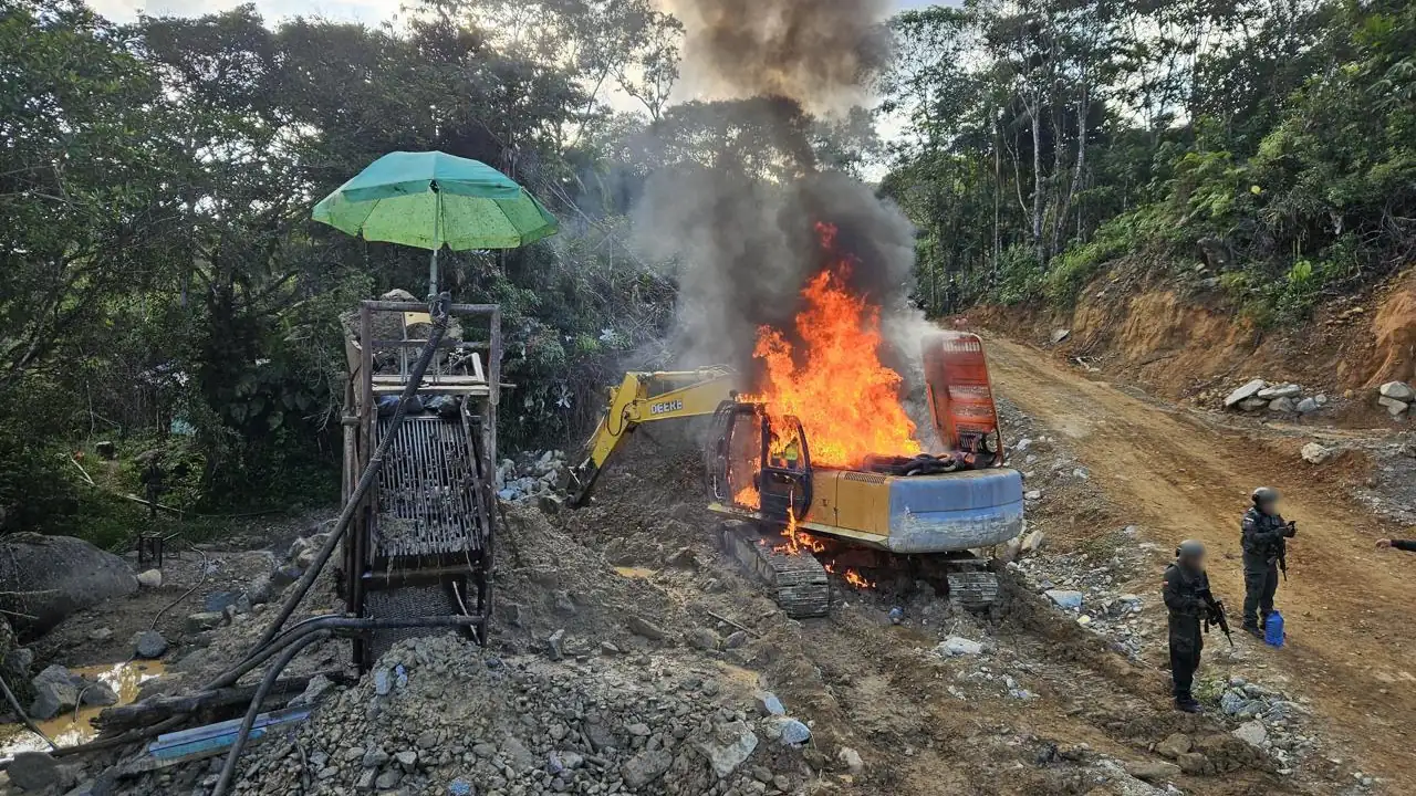 mineria-ilegal-afectada-antioquia-clangolfo3
