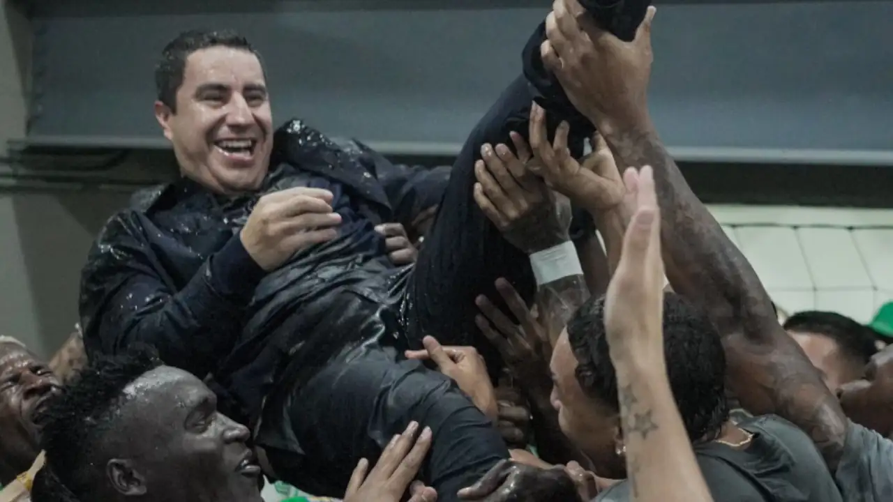 Atlético Nacional se corona campeón de la Copa BetPlay 2024 tras disturbios en el Pascual Guerrero Atlético Nacional se corona campeón de la Copa BetPlay 2024 tras disturbios en el Pascual Guerrero