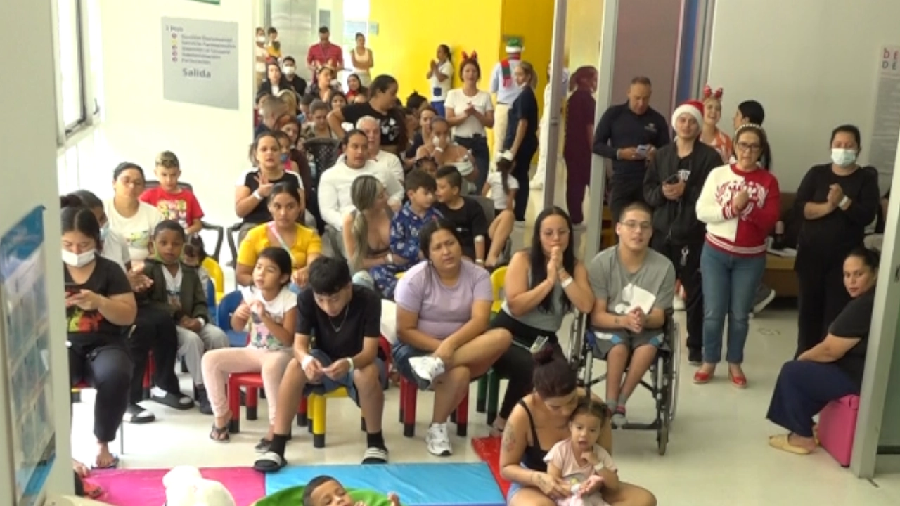 Más de 130 niños del Hospital Infantil Concejo de Medellín viven una navidad mágica con las novenas navideñas