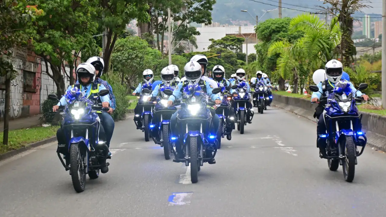 parque-automotor-itagui-agentes-transito1