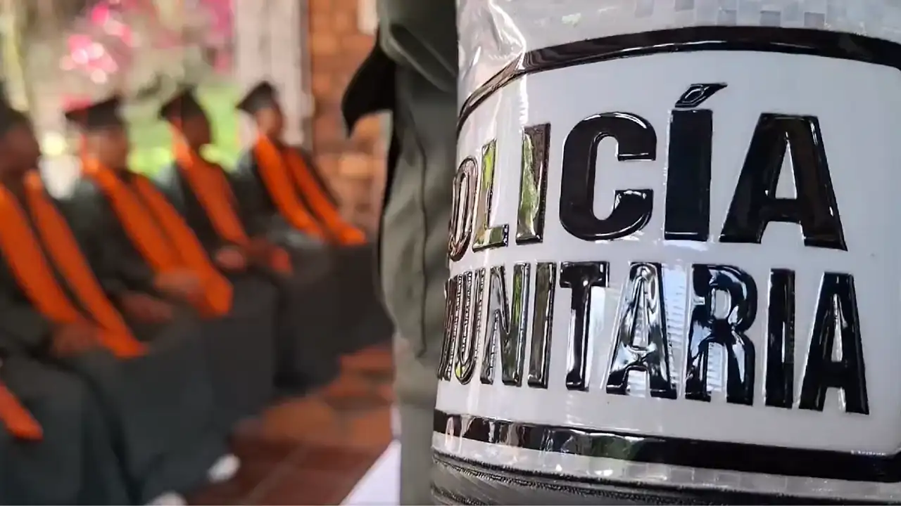 ¡Sí hay segundas oportunidades! Jóvenes en rehabilitación se graduaron como electricistas gracias a la Policía 2 programa-policia-jovenes-rehabilitacion-4