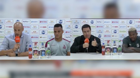 Rifirrafe entre Alfredo Morelos David González levanta escama en el camerino verde Rifirrafe entre Alfredo Morelos David González levanta escama en el camerino verde