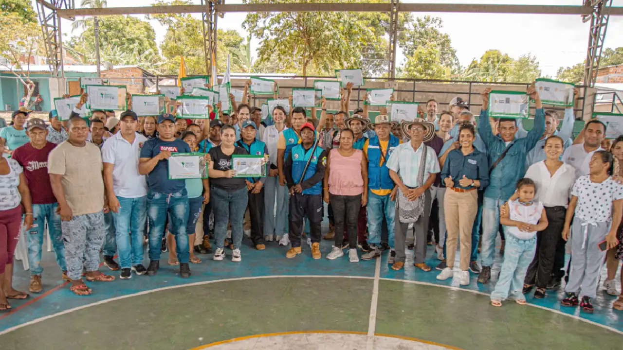 tierras-entregadas-campesinos-2024-en-antioquia3