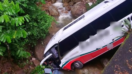 Identifican a las víctimas del fatal accidente de bus en San Luis, Antioquia
