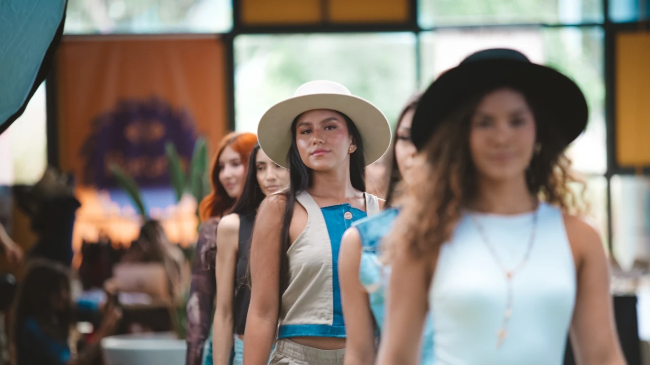 A través de sapiencia, ciudadanos fueron certificados en Diseño de Vestuario Escénico